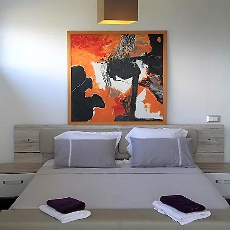 Dililodge Bed & Breakfast 3*