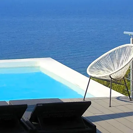 Dililodge Bed & Breakfast 3*