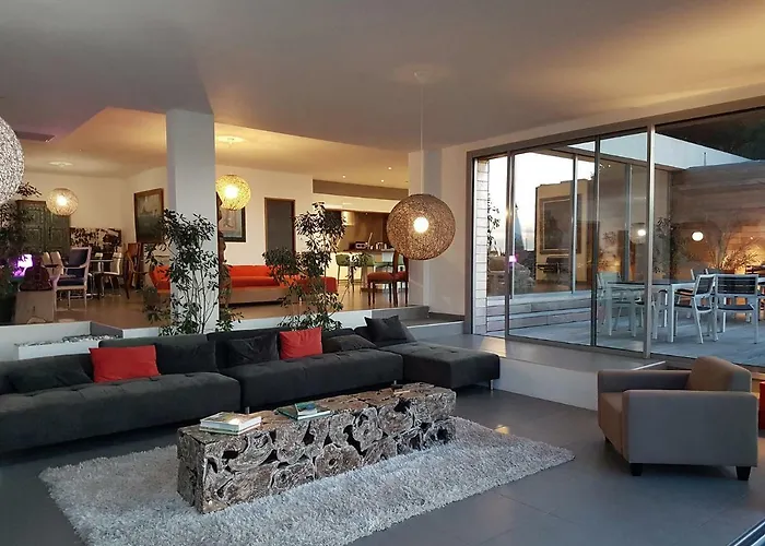 Dililodge 3* Verghia